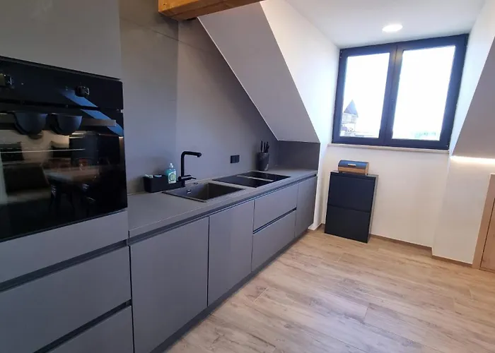 Bauer Apartment *