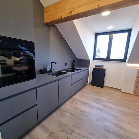 Bauer Apartment *